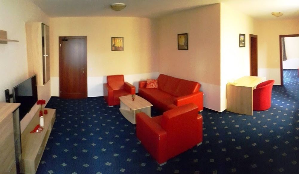 Garni Hotel Tatramonti Poprad Exteriér fotografie